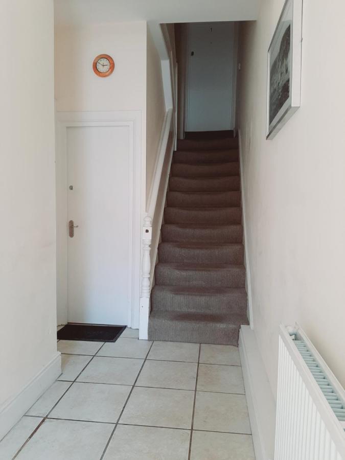 One Bed Apartment With Sofa Bed Llandudno Exterior photo